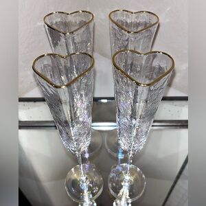 4-NIB HEART SHAPED IRIDESCENT TALL CHAMPAGNE GLASSES